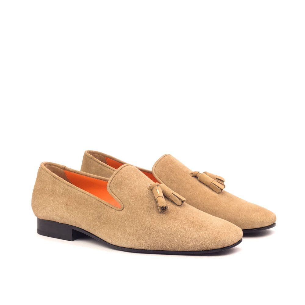Slipper in camel suede met tassel