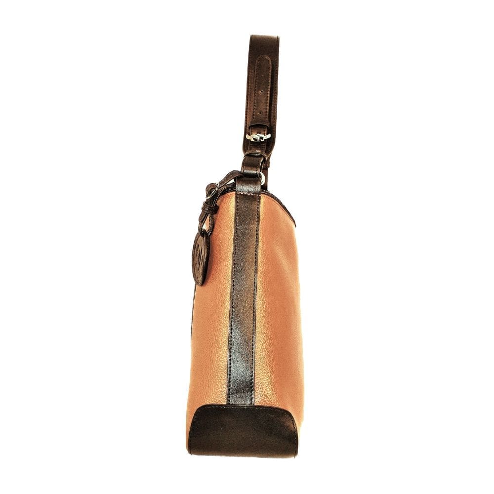 Tweed-Manor-Tote-cognac-side-MORAGHI Zijkant van de Tweet Manor Tote bag.