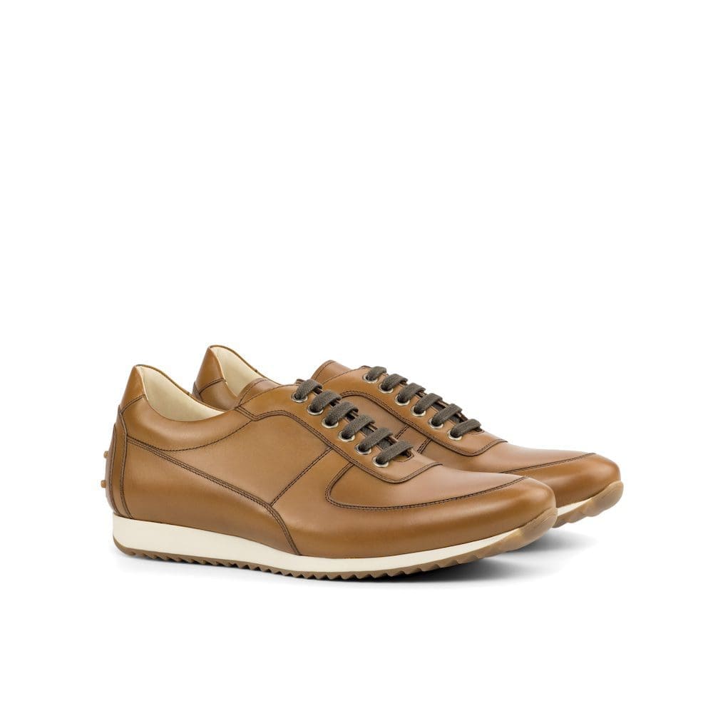 sneaker in cognac kleurig kalfsleer