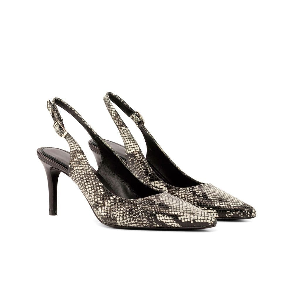 Fairlee slingback pump in zwart/grijs slangenprint leer.