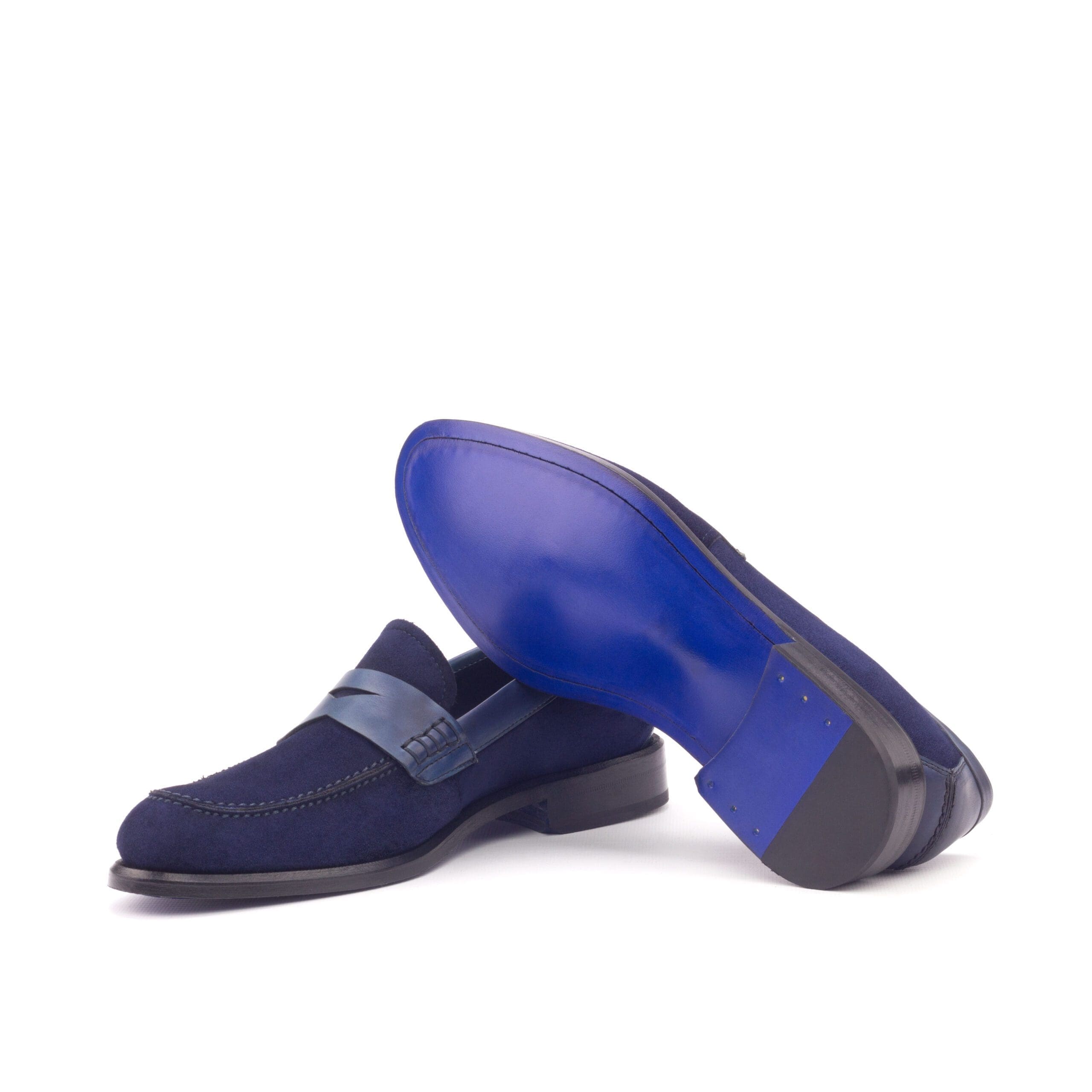 Donkerblauw suede loafer met blauw leren zool